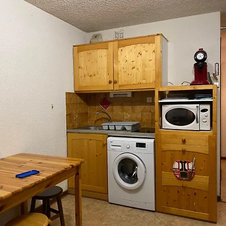 4 Pers Avec Balcon, Proche Telecabine, Tele, Wi-fi, Casier A Skis - - Fr-1-642-30 Apartment