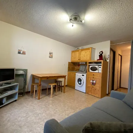 Apartment 4 Pers Avec Balcon, Proche Telecabine, Tele, Wi-fi, Casier A Skis - - Fr-1-642-30 *